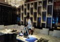 杭州翻台高的夜总会招聘酒水销售员,上班工作轻松吗_